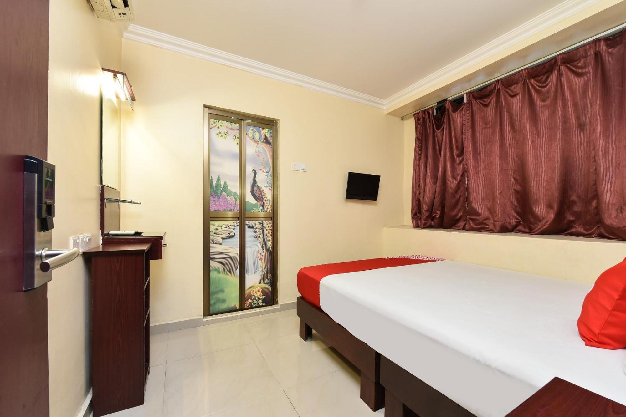 Super Oyo 90562 J Hotel Pj Petaling Jaya Εξωτερικό φωτογραφία